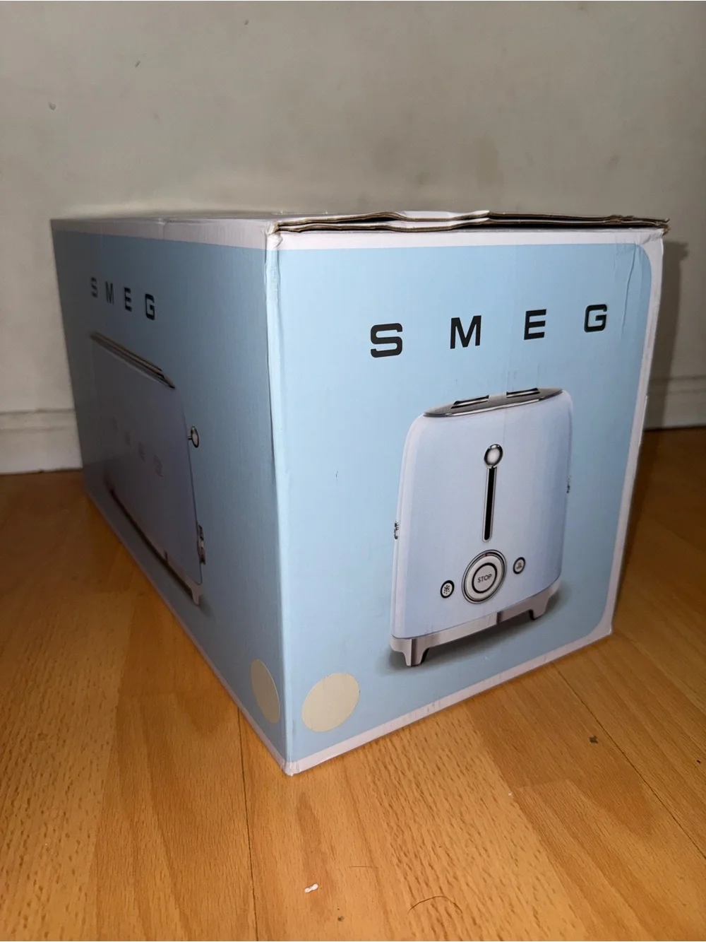 SMEG 4-Slice Toaster in Light Blue